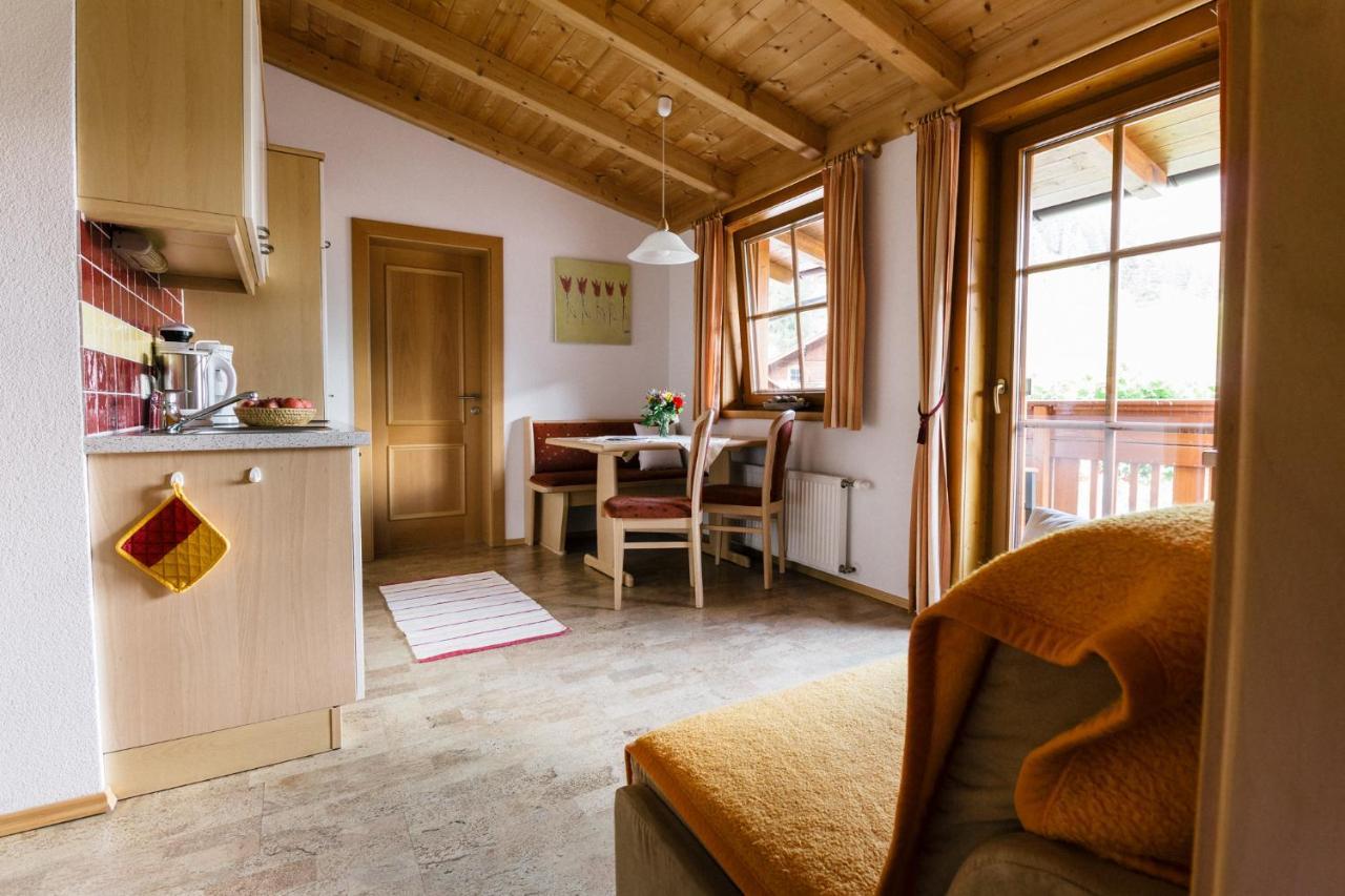 Gaestehaus Berger Sankt Jakob in Defereggen Bagian luar foto