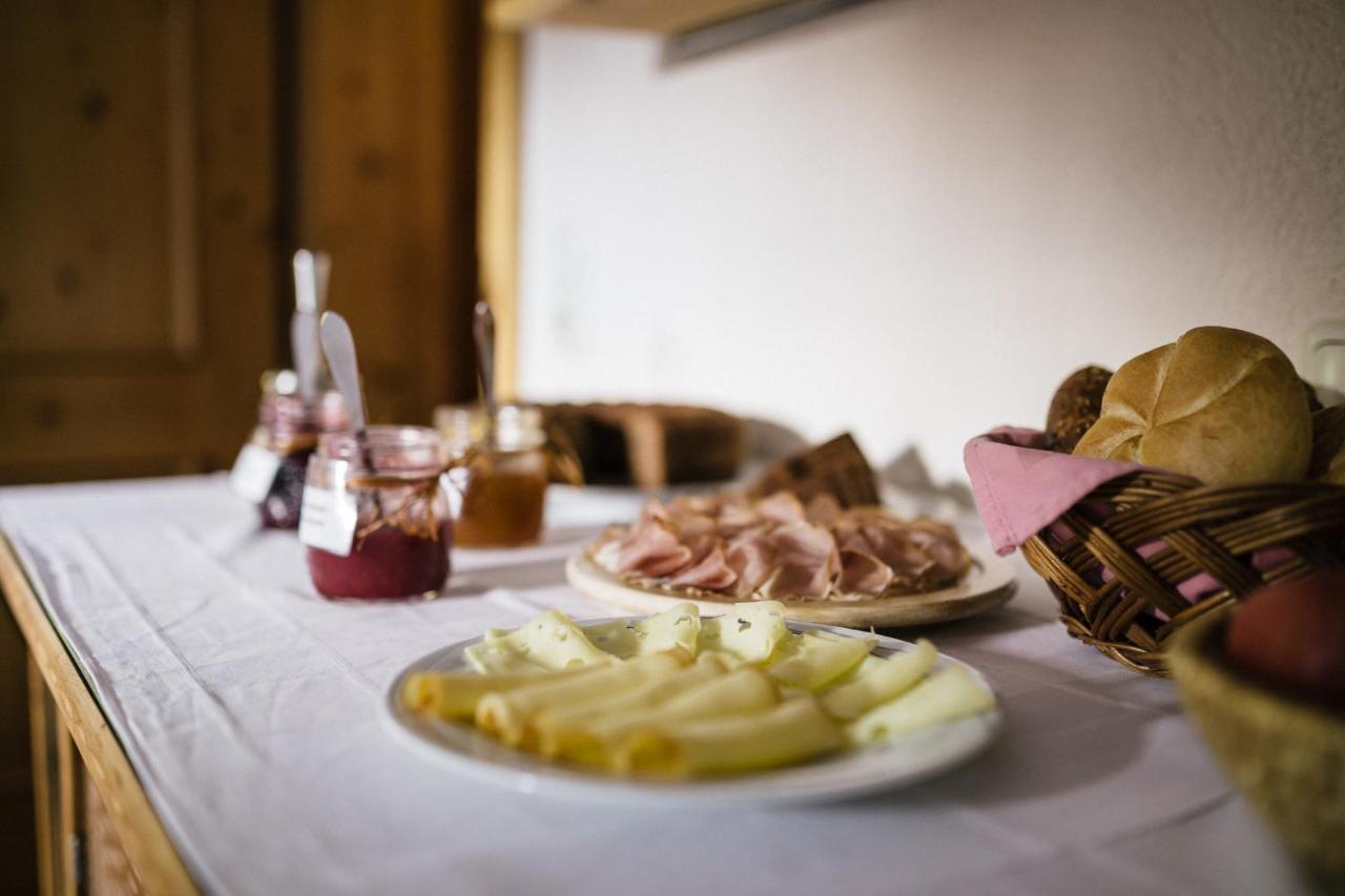 Gaestehaus Berger Sankt Jakob in Defereggen Bagian luar foto