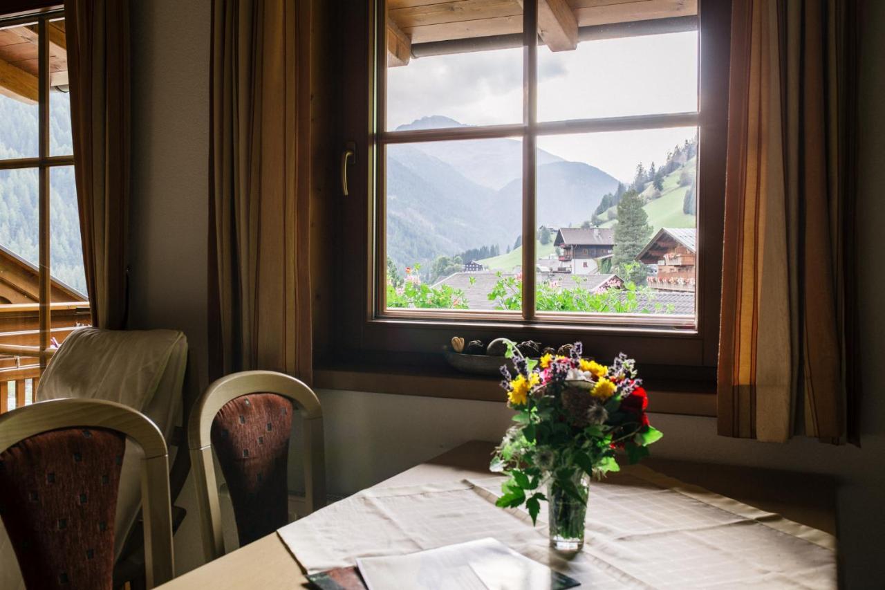 Gaestehaus Berger Sankt Jakob in Defereggen Bagian luar foto