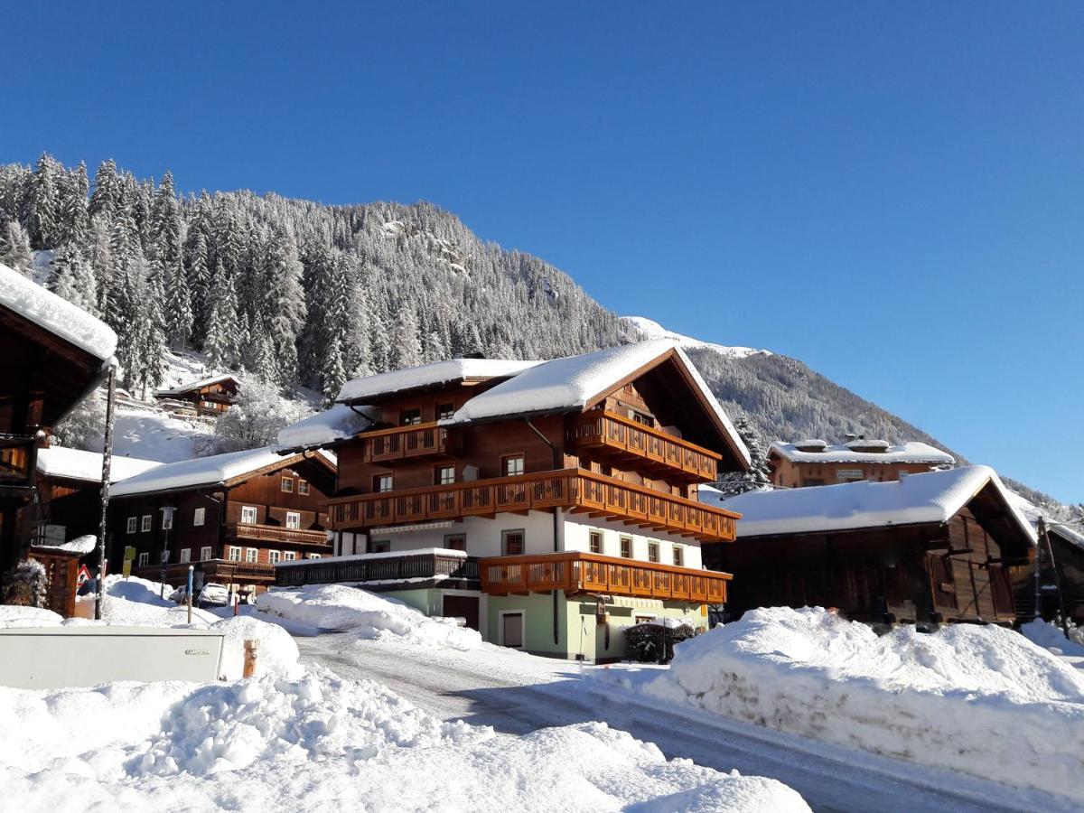 Gaestehaus Berger Sankt Jakob in Defereggen Bagian luar foto